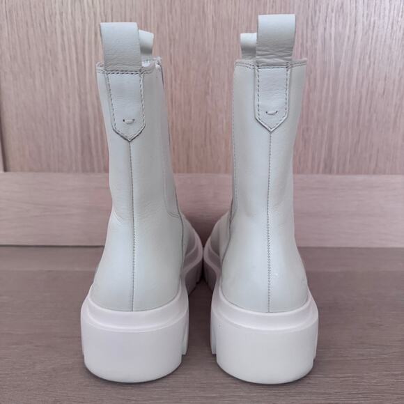 Toms Women's Rowan Water resistant Chelsea Boots in Light Sand Size 7.5 - Picture 6 of 11